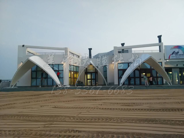 濰坊濱海歡樂(lè)海沙灘小品膜結(jié)構(gòu)