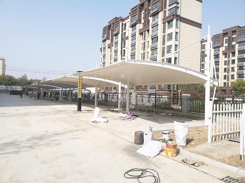 無(wú)棣百合園車棚膜結(jié)構(gòu)