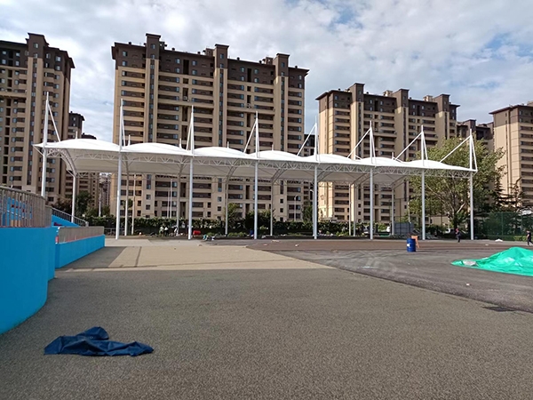 魯能小學(xué)風(fēng)雨棚